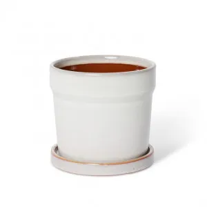 Austin Pot w. Saucer - 16 x 16 x 15cm by Elme Living, a Plant Holders for sale on Style Sourcebook
