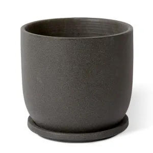 Allegra Pot w. Saucer Black - 18cm by Elme Living, a Plant Holders for sale on Style Sourcebook
