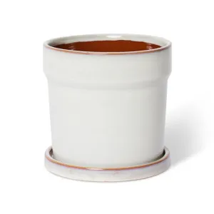 Austin Pot w. Saucer White - 19cm by Elme Living, a Plant Holders for sale on Style Sourcebook